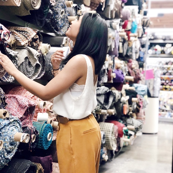 Meet your Posher, Gabrielle - Picture 1 of 1